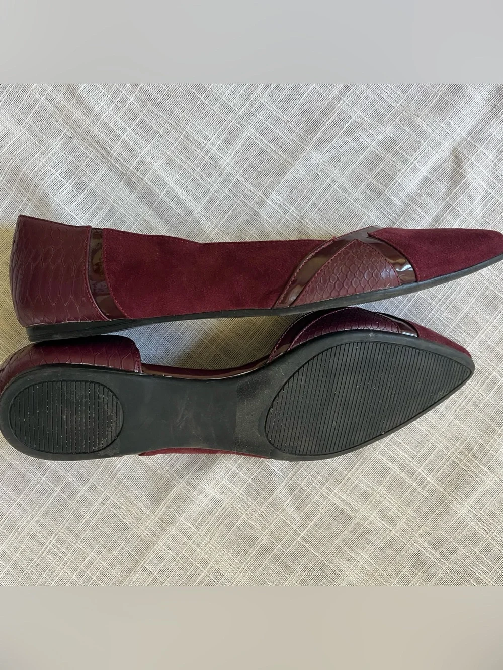 Apt. 9 burgundy red